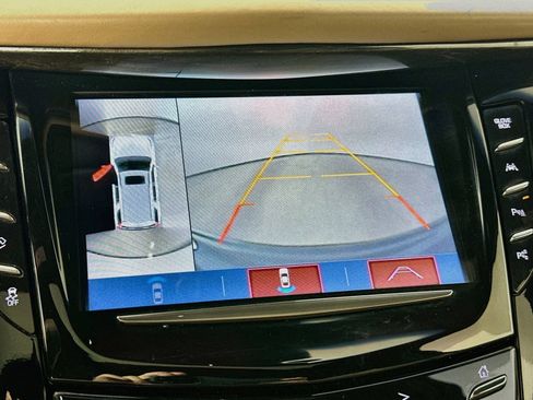 Used 2018 Cadillac Escalade Platinum AWD/4WD image 24