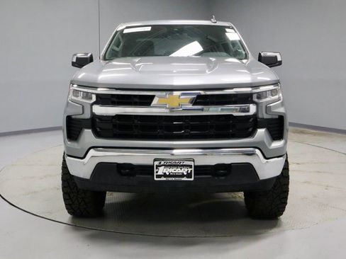 Used 2025 Chevrolet Silverado 1500 LT AWD/4WD image 8