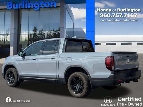 Used 2023 Honda Ridgeline Black Edition image 4