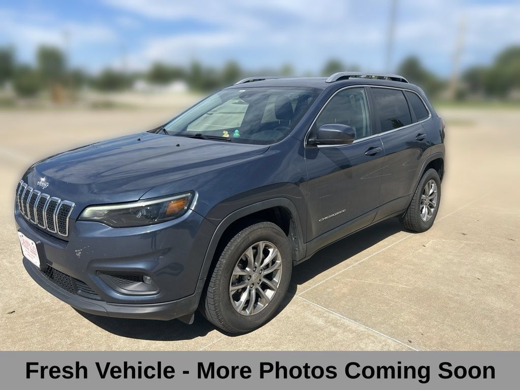 Used 2020 Jeep Cherokee Latitude Lux w/ Comfort/Convenience Group AWD/4WD image 1