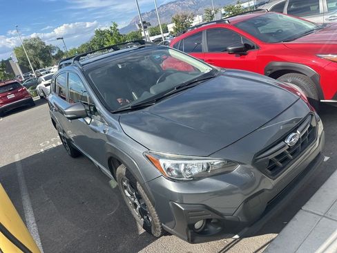 Used 2021 Subaru Crosstrek 2.5i Sport AWD/4WD image 3