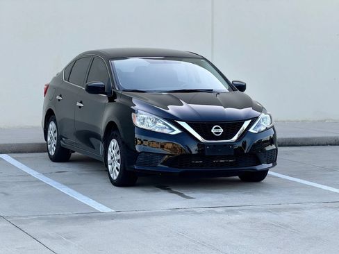Used 2016 Nissan Sentra SV FWD image 9