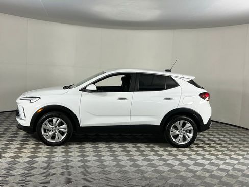 Used 2025 Buick Encore GX Preferred image 10