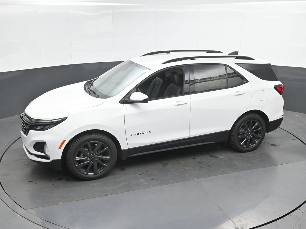 Used 2024 Chevrolet Equinox RS FWD image 28
