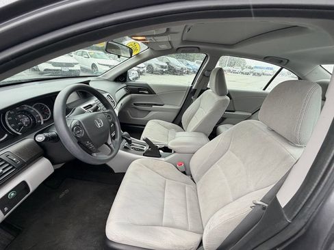 Used 2015 Honda Accord EX image 7