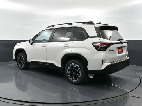 Used 2026 Subaru Forester Premium image 32