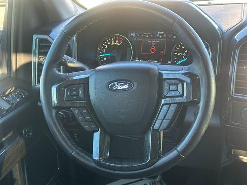Used 2018 Ford F150 Lariat image 12