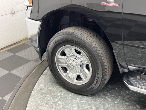 Used 2023 RAM 2500 Tradesman AWD/4WD image 29
