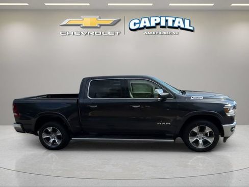 Used 2019 RAM 1500 Laramie AWD/4WD image 6
