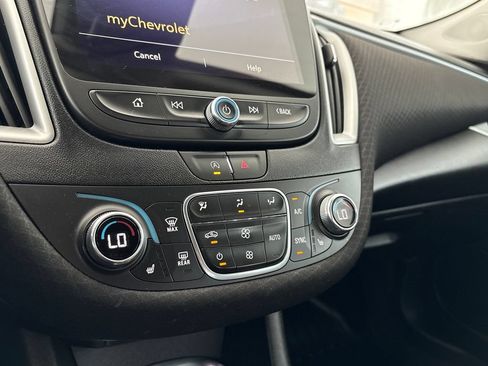 Used 2024 Chevrolet Malibu LT FWD image 21