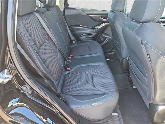 Used 2024 Subaru Forester Premium AWD/4WD image 21