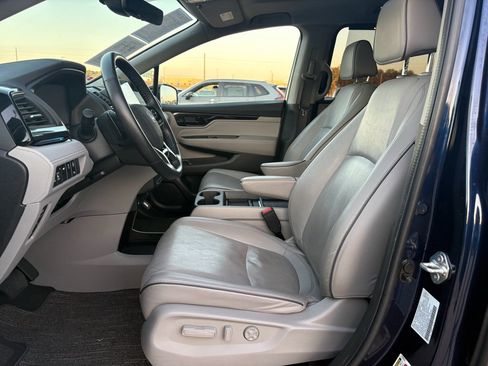 Certified 2024 Honda Odyssey Elite image 9