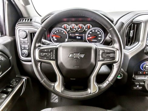 Used 2019 Chevrolet Silverado 1500 LT Trail Boss w/ Convenience Package AWD/4WD image 22