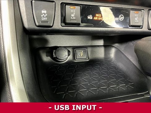 Used 2024 Toyota RAV4 XLE w/ Convenience Package AWD/4WD image 16