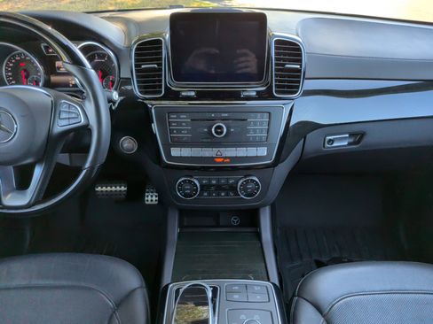 Used 2018 Mercedes-Benz GLE 43 AMG 4MATIC image 33