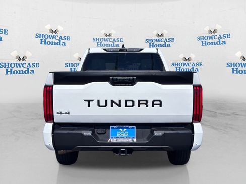 Used 2023 Toyota Tundra SR5 w/ SR5 Convenience Package AWD/4WD image 7