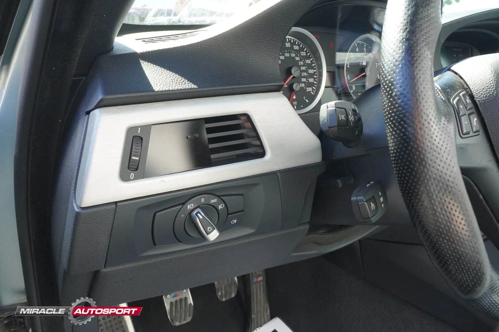 Used 2008 BMW M3 Convertible RWD image 35