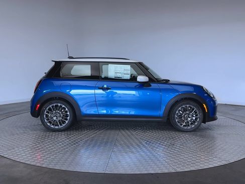 New 2026 MINI Cooper S FWD image 9