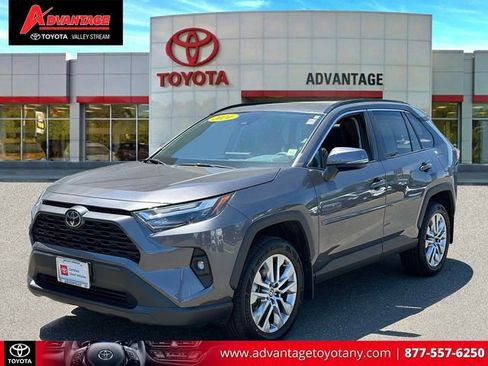 Used 2024 Toyota RAV4 XLE Premium w/ Weather Package AWD/4WD image 4