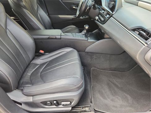 Used 2022 Lexus ES 350 F Sport w/ Accessory Package 2 FWD image 27