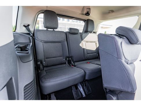 New 2025 Ford Expedition Active AWD/4WD image 29