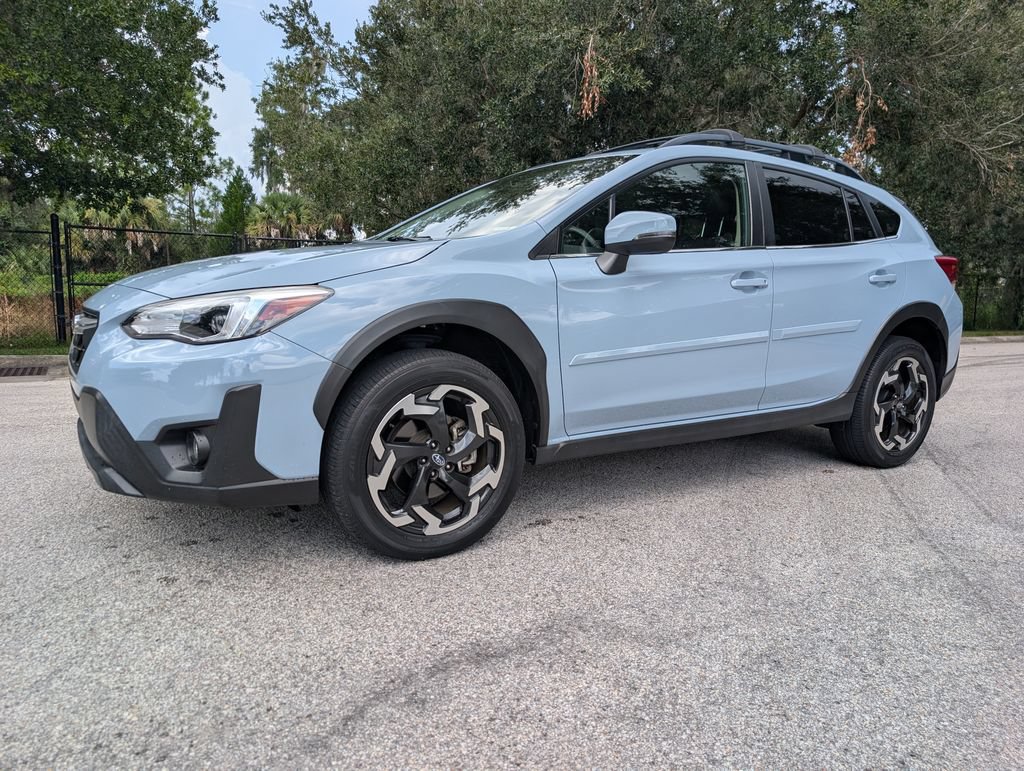 Used 2021 Subaru Crosstrek 2.5i Limited w/ Moonroof Package 2 AWD/4WD image 3