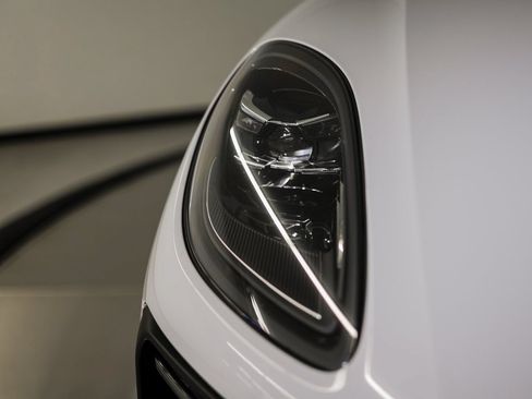 New 2026 Porsche Macan S AWD/4WD image 13