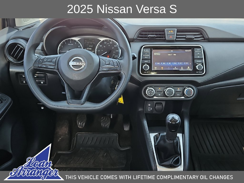 Used 2025 Nissan Versa S FWD image 20