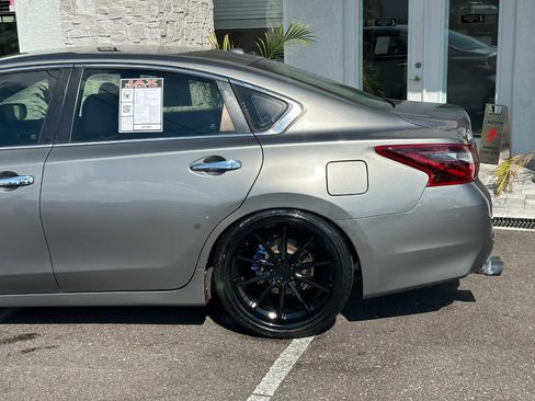 Used 2017 Nissan Altima 2.5 SV image 43