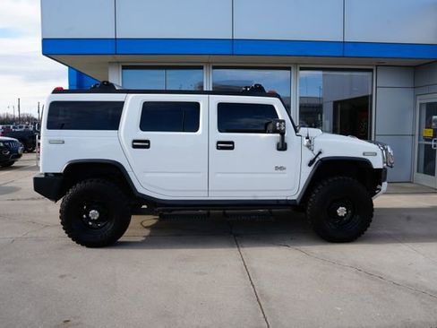 Used 2005 HUMMER H2 Base w/ Preferred Equipment Group image 32