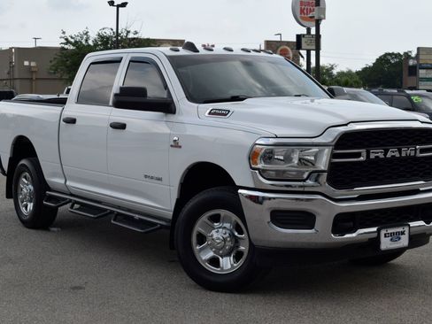Used 2021 RAM 2500 Tradesman AWD/4WD image 3