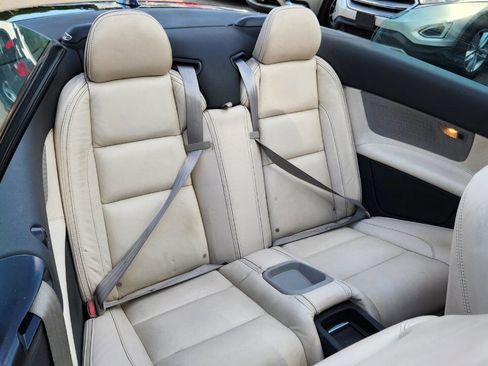 Used 2012 Volvo C70 T5 w/ Climate Pkg image 30