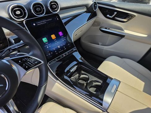 Certified 2025 Mercedes-Benz GLC 300 image 22