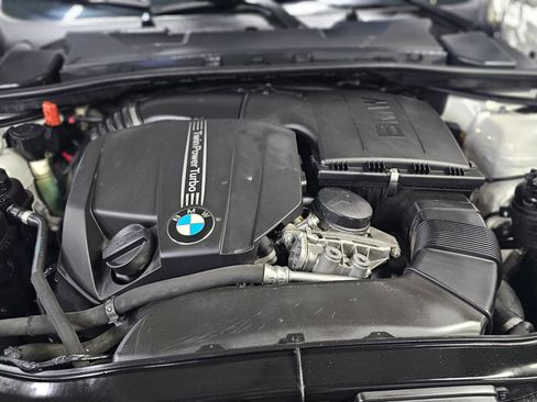 Used 2013 BMW 335i 335i Convertible 2D image 9