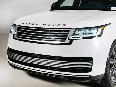 Certified 2024 Land Rover Range Rover SV AWD/4WD image 32