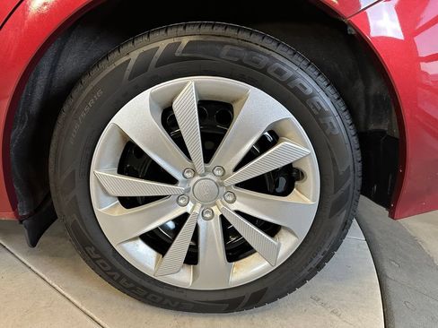 Used 2019 Subaru Impreza 2.0i AWD/4WD image 24