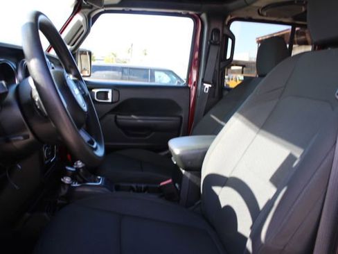 Used 2022 Jeep Wrangler Unlimited Sport AWD/4WD image 31