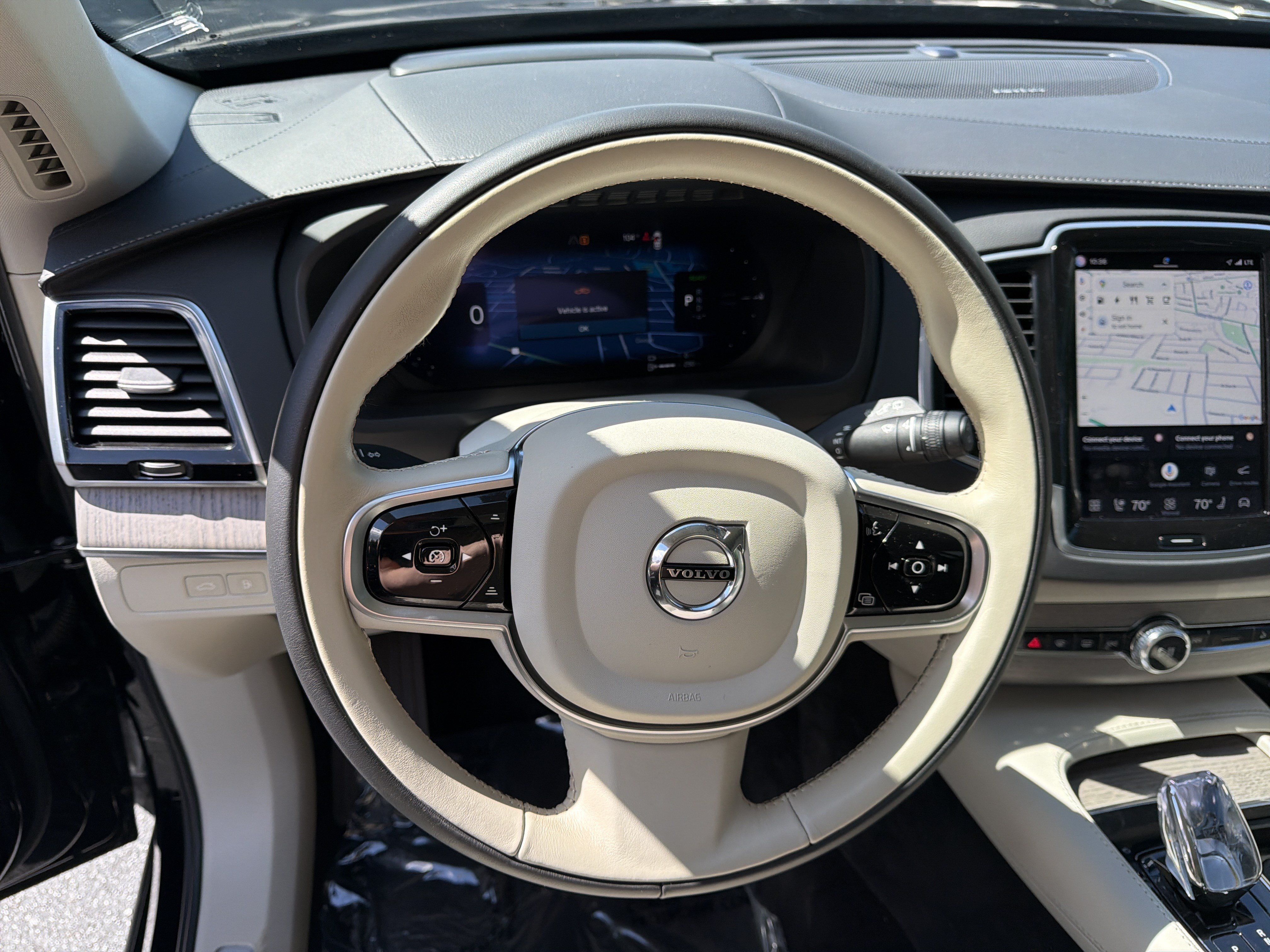 Certified 2024 Volvo XC90 T8 Ultimate w/ Protection Package Premier AWD/4WD image 18