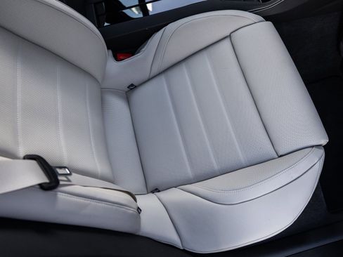 Used 2025 Porsche Panamera GTS image 43