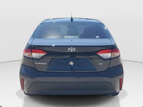 Certified 2024 Toyota Corolla LE w/ LE Convenience Package FWD image 4