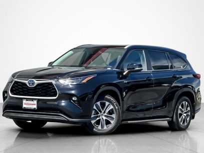 Used 2023 Toyota Highlander XLE