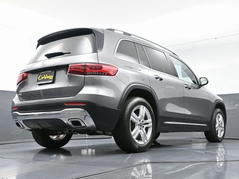 Used 2022 Mercedes-Benz GLB 250 w/ Premium Package Lite image 61