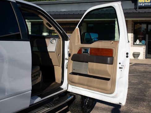 Used 2009 Ford F150 Lariat image 32