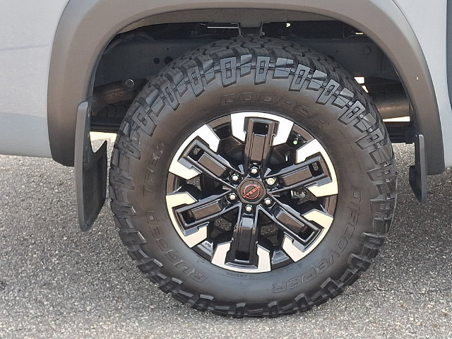 Used 2023 Nissan Frontier PRO-4X w/ Pro Convenience Package AWD/4WD image 28
