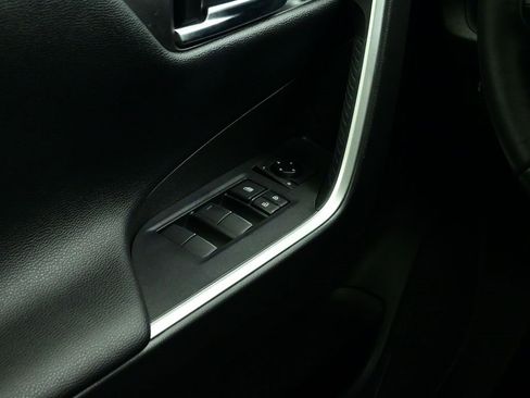 Used 2019 Toyota RAV4 XSE image 10