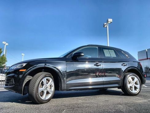 Used 2020 Audi Q5 2.0T Premium w/ Convenience Package AWD/4WD image 5