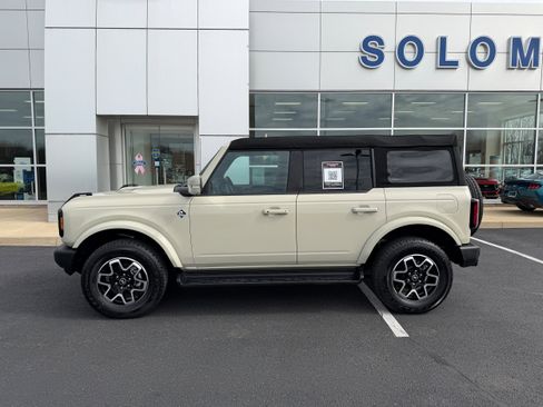 Certified 2025 Ford Bronco Outer Banks AWD/4WD image 8