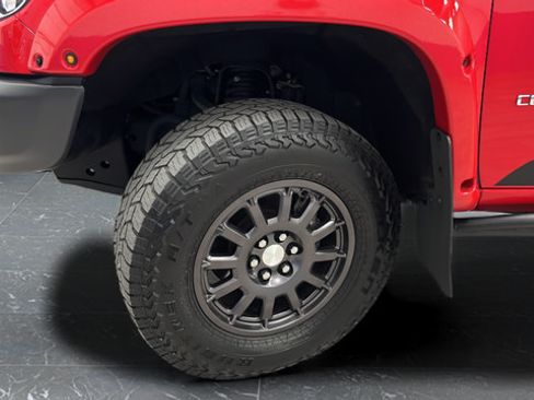 Used 2020 Chevrolet Colorado ZR2 w/ Colorado ZR2 Bison Edition AWD/4WD image 31
