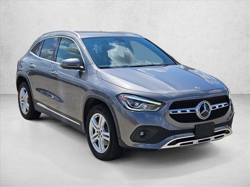 Certified 2021 Mercedes-Benz GLA 250 4MATIC image 3