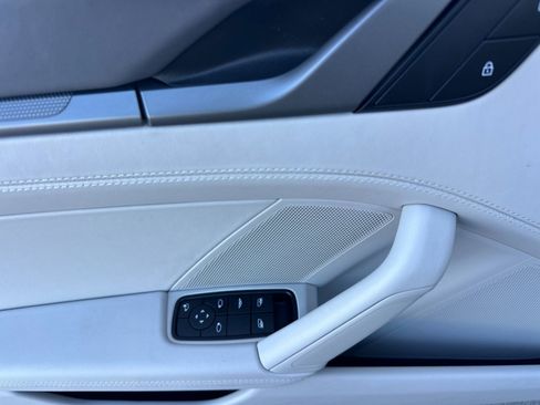 Used 2024 Porsche 911 Carrera S image 13